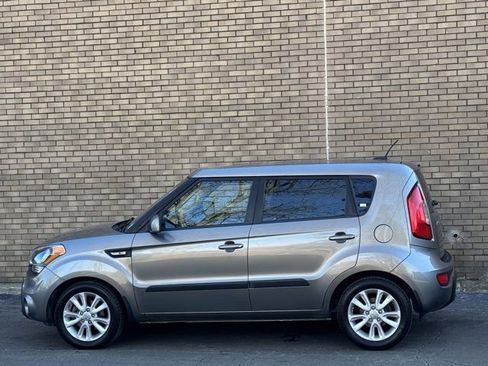 Used 2013 Kia Soul image 25