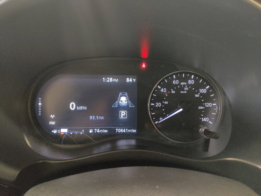 Used 2022 Nissan Kicks SV w/ Interior Electronics Package FWD image 23