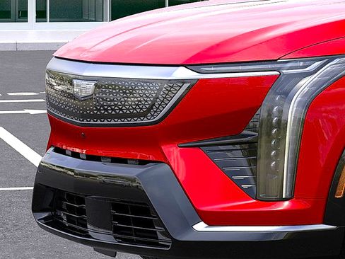 New 2025 Cadillac Optiq Sport 1 image 13