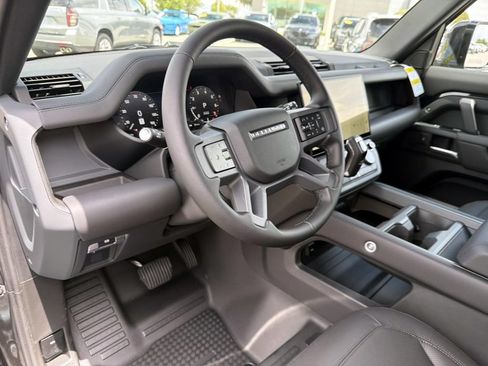 New 2026 Land Rover Defender 110 S AWD/4WD image 20