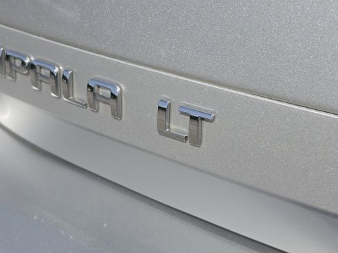 Used 2015 Chevrolet Impala LT w/ LT Sunroof Package FWD image 8