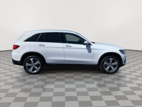Used 2019 Mercedes-Benz GLC 300 4MATIC image 8