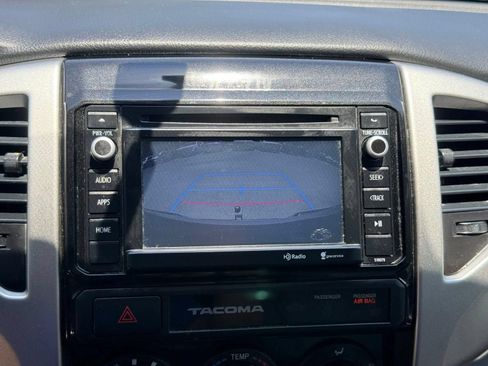 Used 2015 Toyota Tacoma 2WD Access Cab w/ SR5 Package image 31
