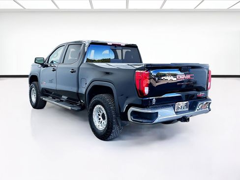 Used 2020 GMC Sierra 1500 Elevation w/ Elevation Value Package image 6