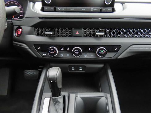 New 2025 Honda Accord SE image 19