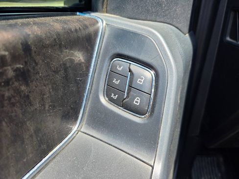 Used 2023 Ford F150 Lariat RWD image 36