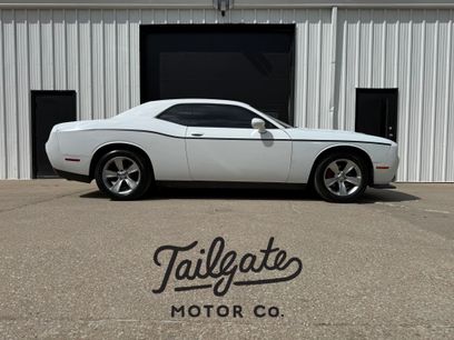 Used 2015 Dodge Challenger SXT w/ Driver Convenience Group