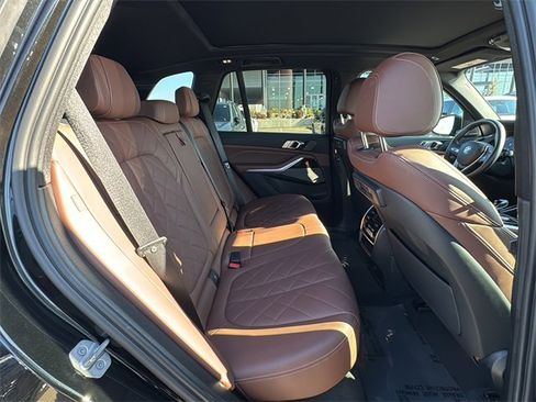 Used 2023 BMW X5 xDrive40i w/ Premium Package image 26