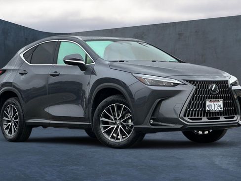 Used 2022 Lexus NX 350 AWD image 2