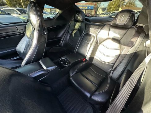Used 2014 Maserati GranTurismo Sport image 12