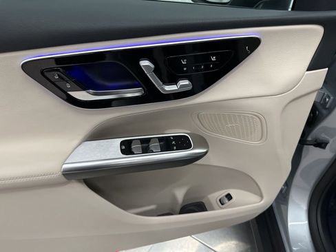 New 2026 Mercedes-Benz GLC 300 image 11