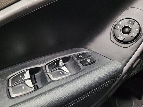 Used 2018 Hyundai Santa Fe Sport FWD image 27