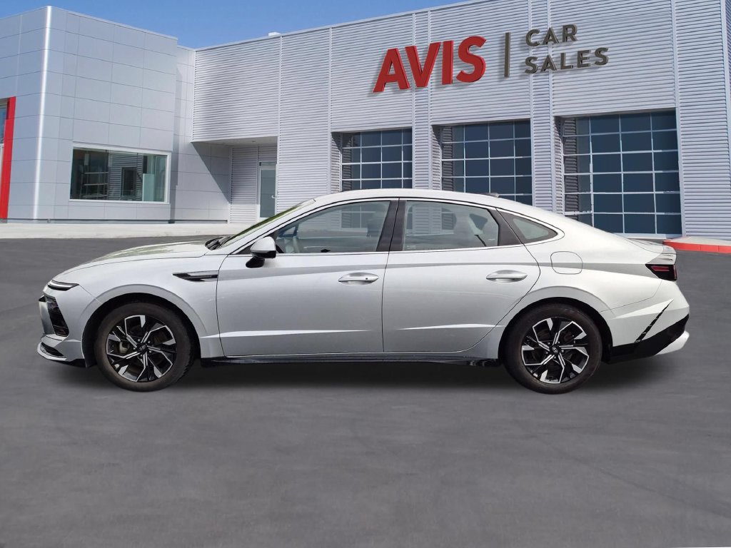 Used 2025 Hyundai Sonata SEL FWD image 10