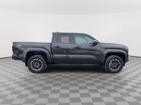 Used 2024 Toyota Tacoma TRD Sport image 8