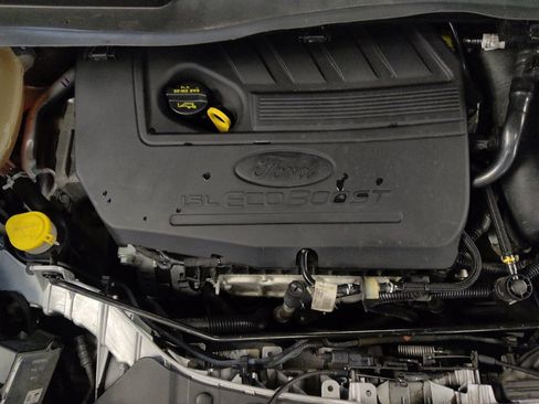 Used 2017 Ford Escape Titanium AWD/4WD image 30