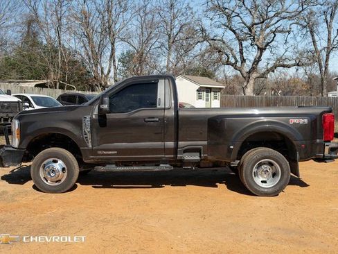 Used 2024 Ford F350 XLT image 9