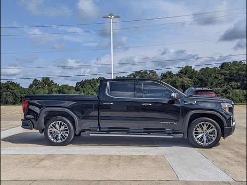 Used 2020 GMC Sierra 1500 Denali w/ Technology Package AWD/4WD image 5