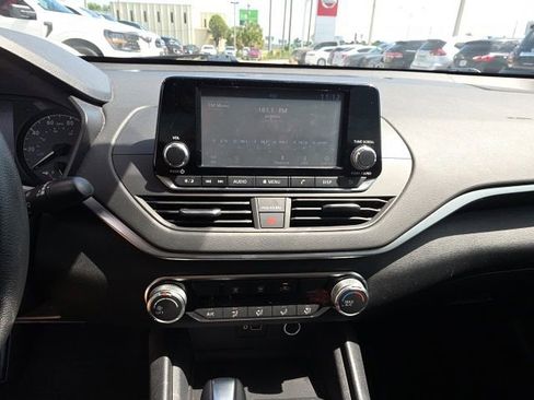 Used 2021 Nissan Altima 2.5 S FWD image 17