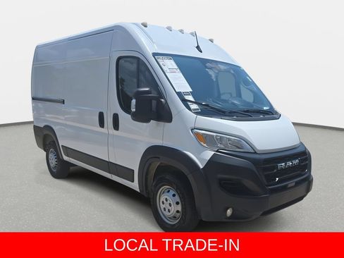 Used 2023 RAM ProMaster 3500 w/ Convenience Group FWD image 3