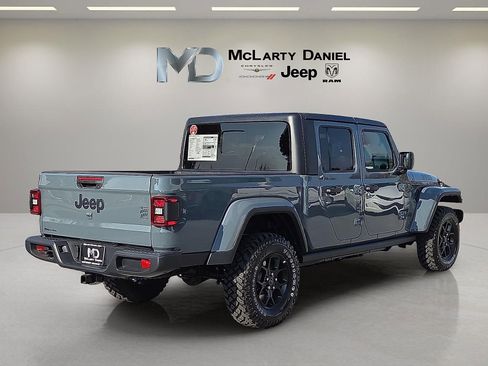 New 2026 Jeep Gladiator Willys AWD/4WD image 5