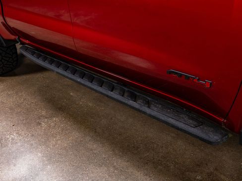 Used 2024 GMC Sierra 1500 AT4 w/ Technology Package image 13