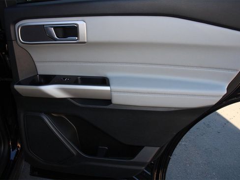 Certified 2024 Ford Explorer XLT w/ Equipment Group 202A image 26