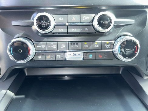 New 2026 Ford F250 Lariat w/ FX4 Off-Road Package image 35