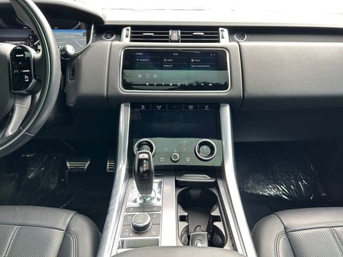 Used 2019 Land Rover Range Rover Sport Supercharged AWD/4WD image 13