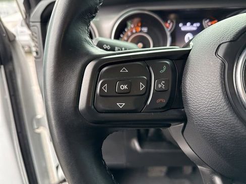 Used 2022 Jeep Wrangler Willys image 23