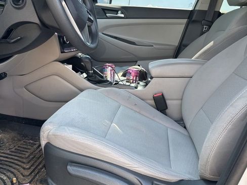 Used 2019 Hyundai Tucson SE image 5