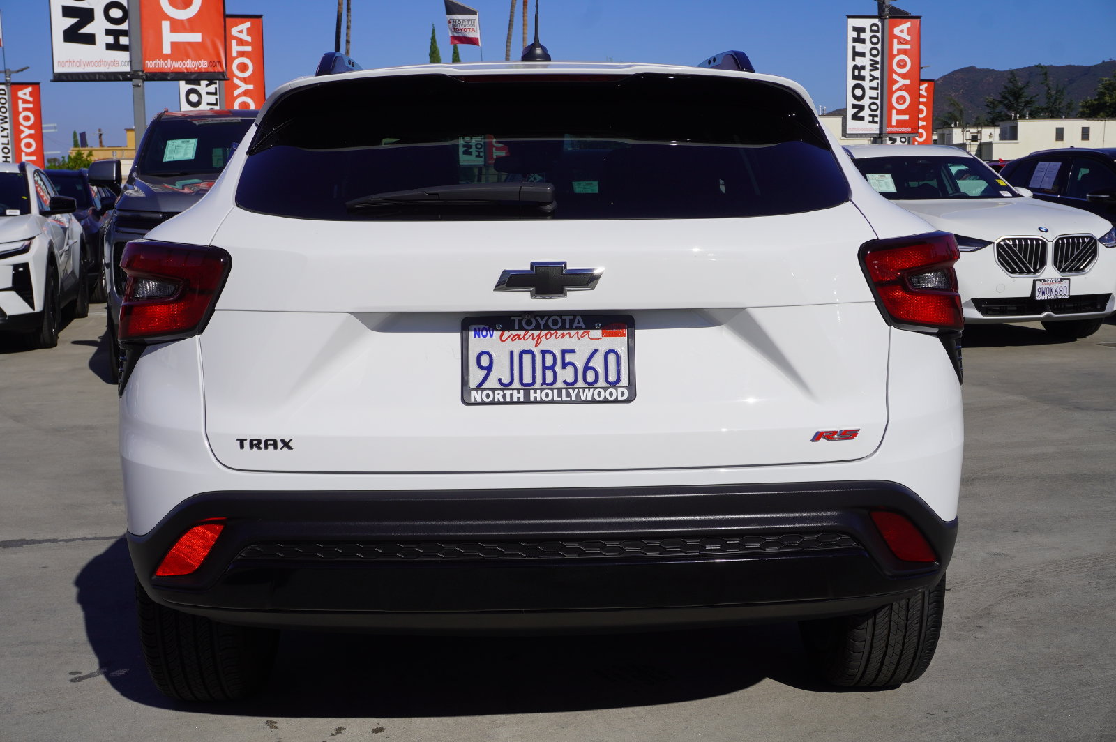 Used 2024 Chevrolet Trax RS w/ Sunroof Package FWD image 6