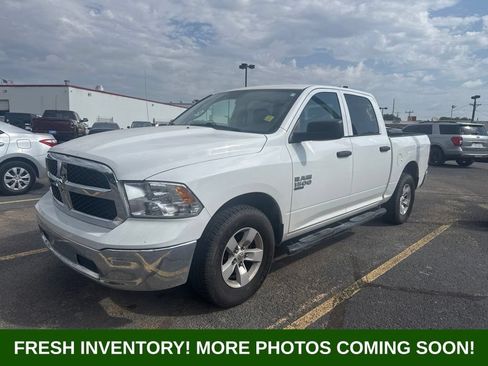 Used 2022 RAM 1500 Classic SLT RWD image 5