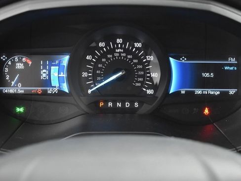 Used 2024 Ford Edge Titanium image 29