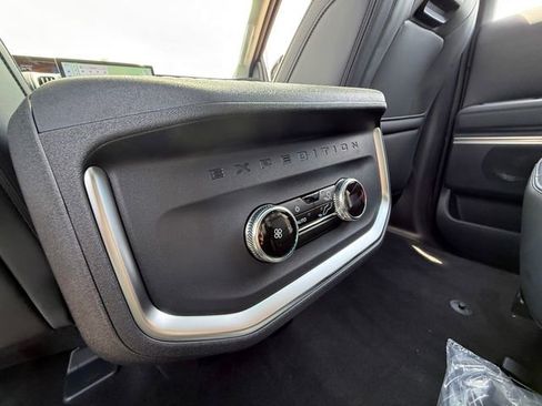 New 2026 Ford Expedition Active AWD/4WD image 27