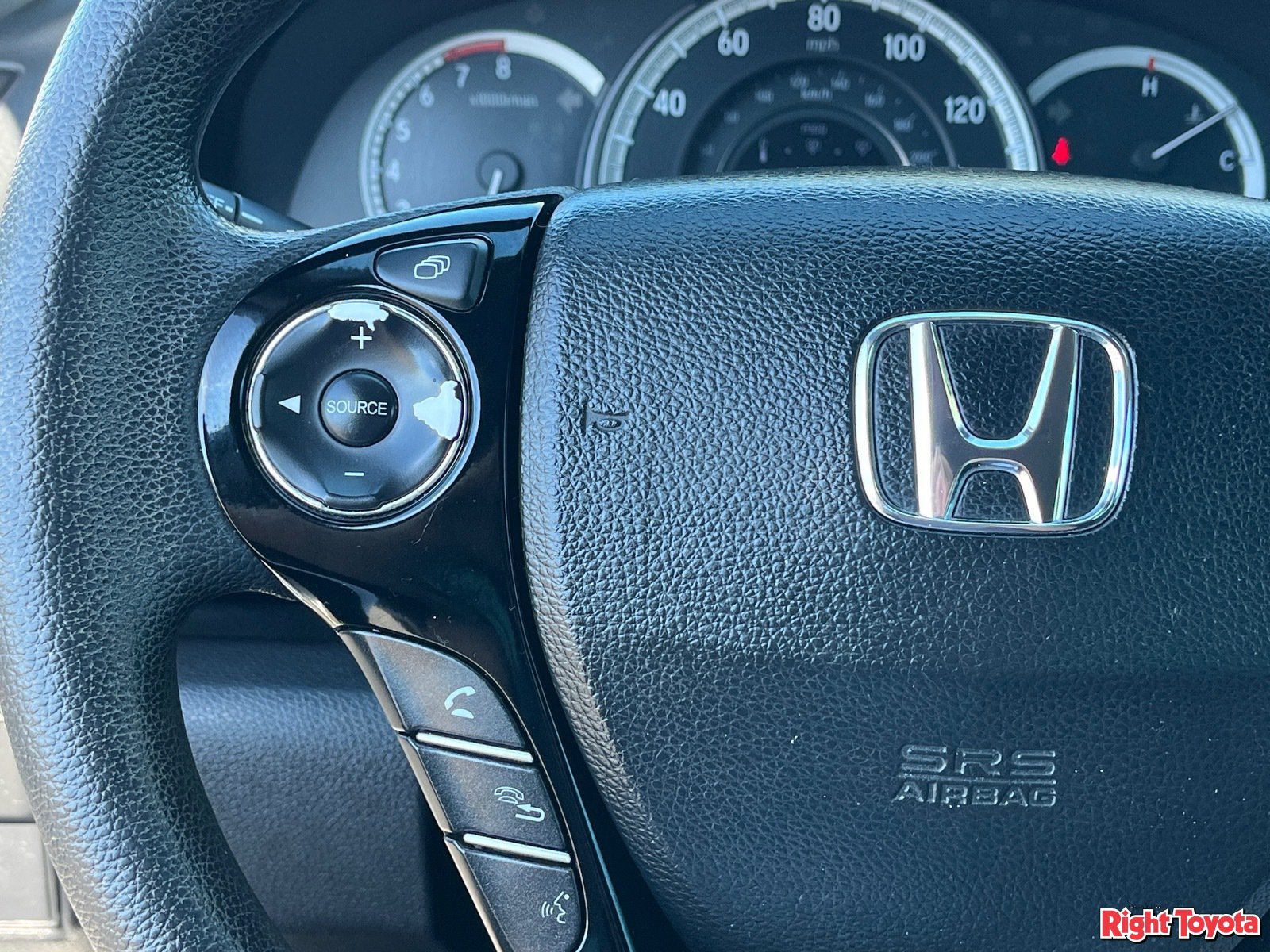 Used 2017 Honda Accord LX image 22