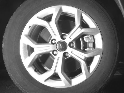 Used 2025 Jeep Compass Latitude AWD/4WD image 13