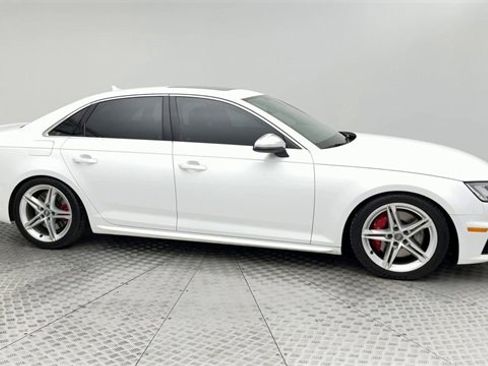 Used 2019 Audi S4 Premium Plus w/ Premium Plus Package image 9