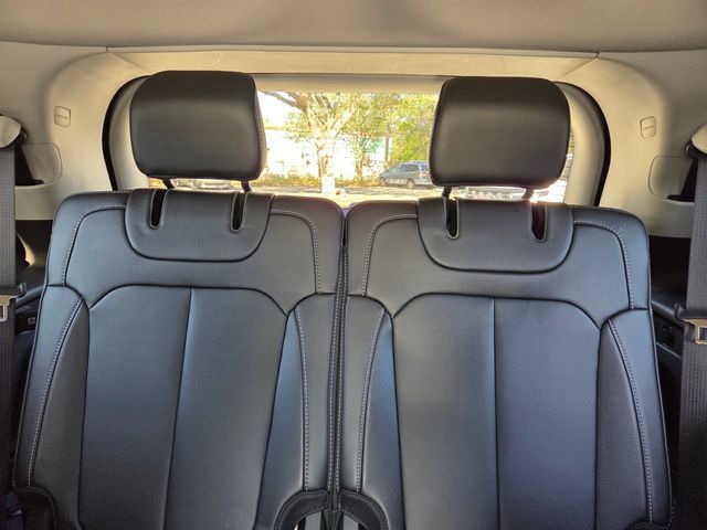Used 2023 Jeep Grand Cherokee L Limited RWD image 14