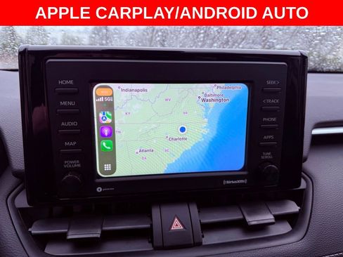 Used 2021 Toyota RAV4 LE image 6