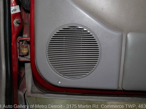 Used 1991 Ford Mustang GT RWD image 36