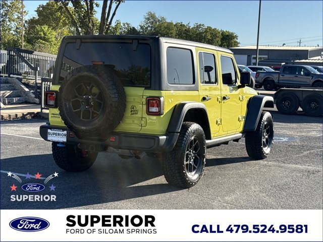 Used 2024 Jeep Wrangler Unlimited AWD/4WD image 3