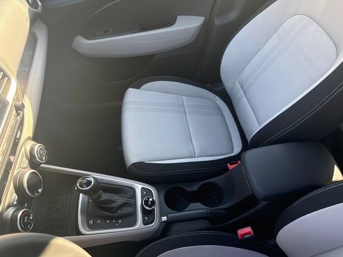 Certified 2026 Hyundai Venue SEL FWD image 30