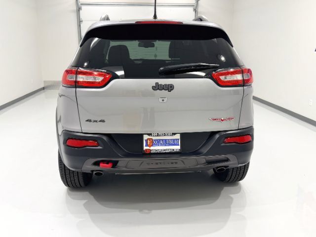 Used 2015 Jeep Cherokee Trailhawk w/ Comfort/Convenience Group AWD/4WD image 7
