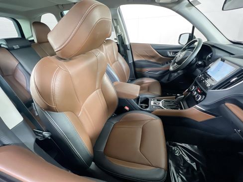 Used 2023 Subaru Forester Touring image 28