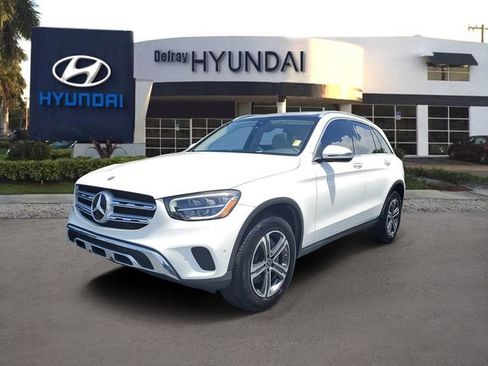 Used 2021 Mercedes-Benz GLC 300 image 3