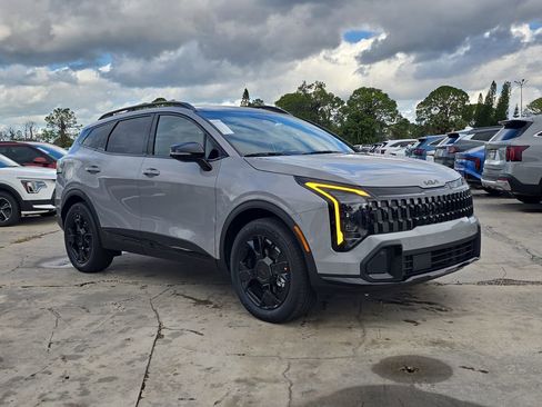 New 2026 Kia Sportage X-Line AWD/4WD image 2