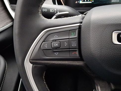 Used 2022 Jeep Grand Cherokee Limited 4xe image 22