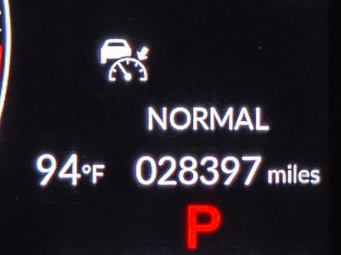 Used 2023 Honda HR-V LX image 34