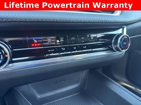 Used 2025 Chevrolet Equinox LT image 5