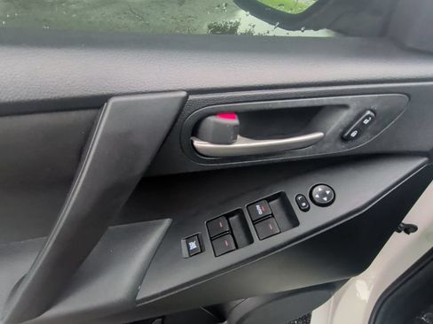 Used 2012 MAZDA MAZDA3 i Sport FWD image 12